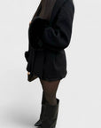 Woolcat – Elegant coat with faux fur details