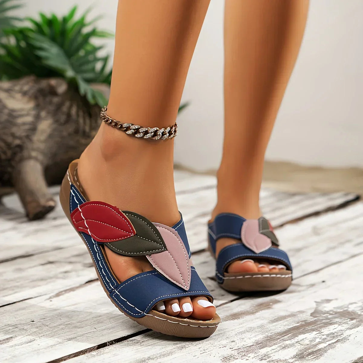 Soleigh – Ergonomic Slip-On Sandals for Everyday Comfort