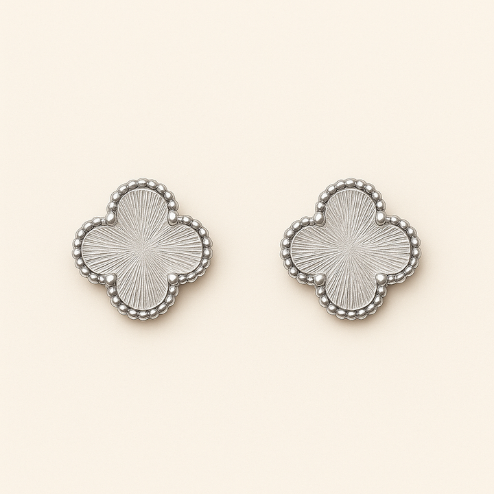 Clover Silver Set