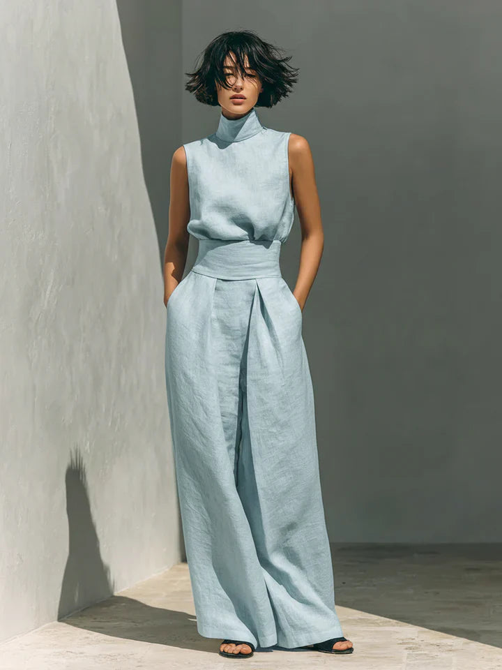 Flor™ | Minimalist set featuring a sleeveless blouse and wide-leg pants in cotton and linen for women