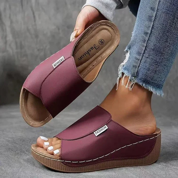 Steff – Ergonomic and Non-Slip Sandals for Pain Relief