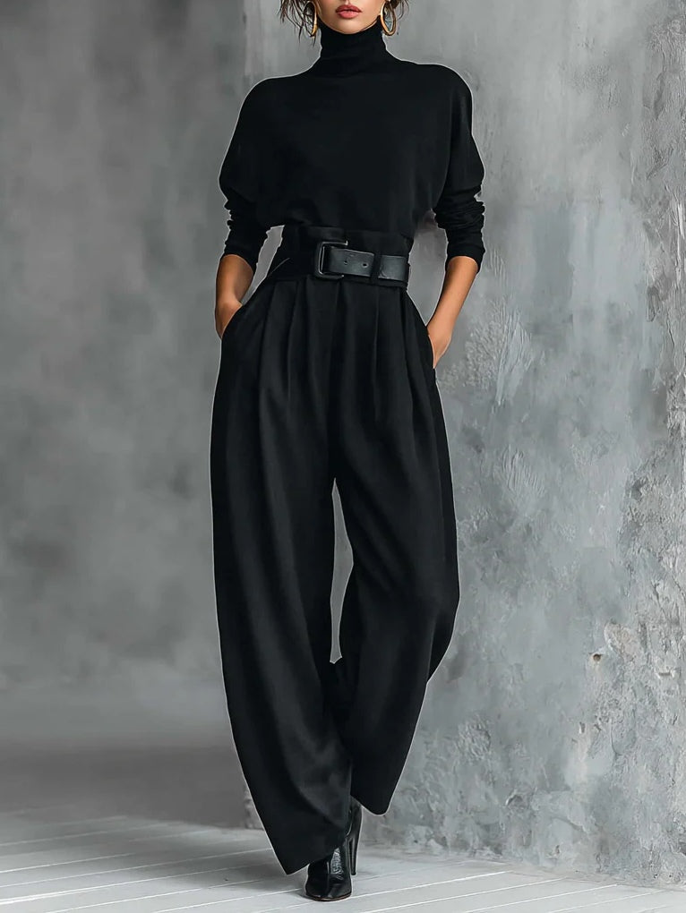 Martha | Black two-piece suit with high neck and regular waist