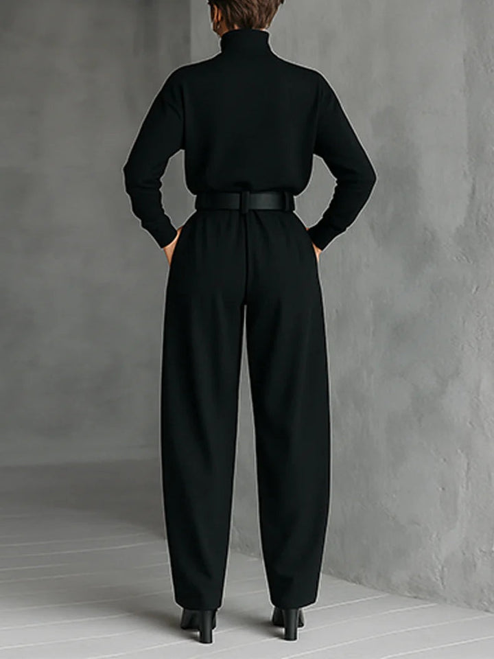 Martha | Black two-piece suit with high neck and regular waist
