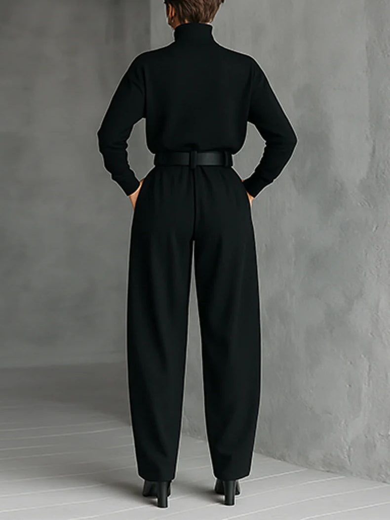 Martha | Black two-piece suit with high neck and regular waist