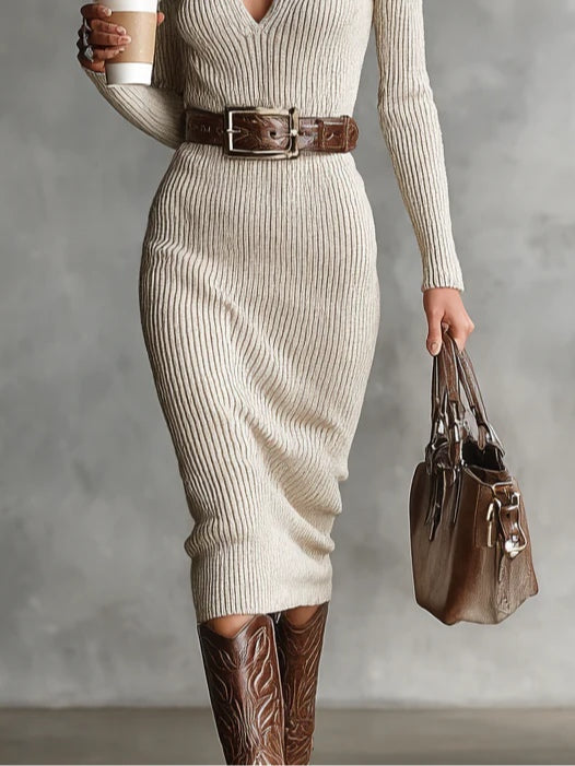 Valériea - Chic Fitted Midi Dress