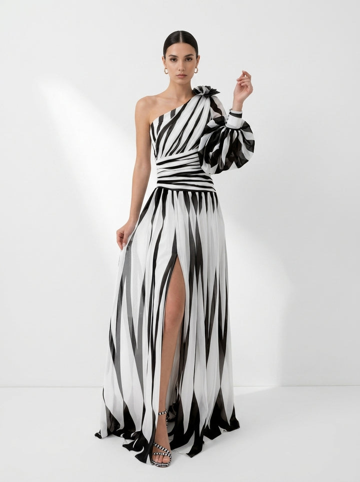 Hazel™ | Elegant Striped Maxi Dress with One Shoulder