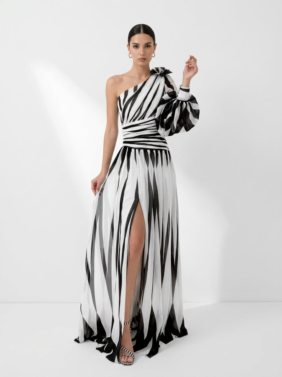 Hazel™ | Elegant Striped Maxi Dress with One Shoulder